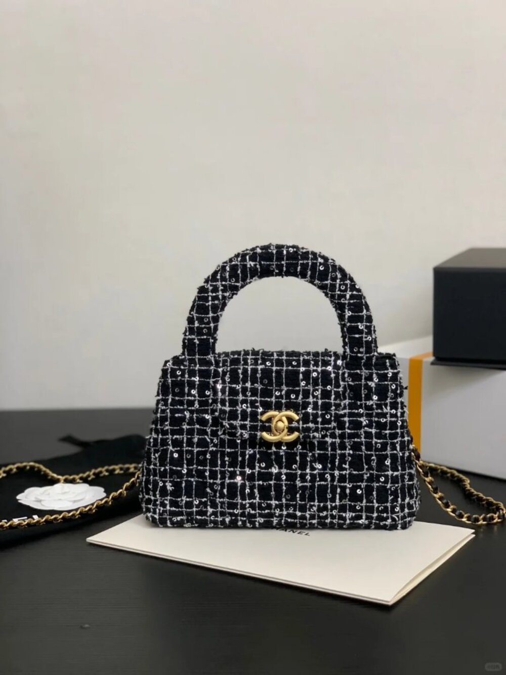 Classic CHANEL Bags: A Stylish and Versatile Choice for Elegance